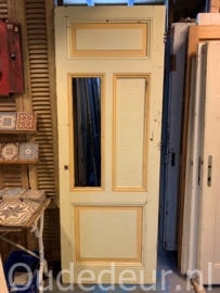 nr. 2728 oude deur met twee glas