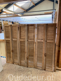 nr. L915 8 x brede lage louvre deur