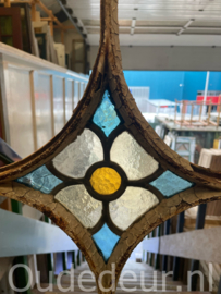 nr. r836 ruit met glas in lood er in