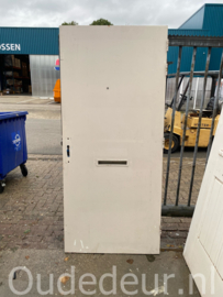 nr. v503 dichte voordeur