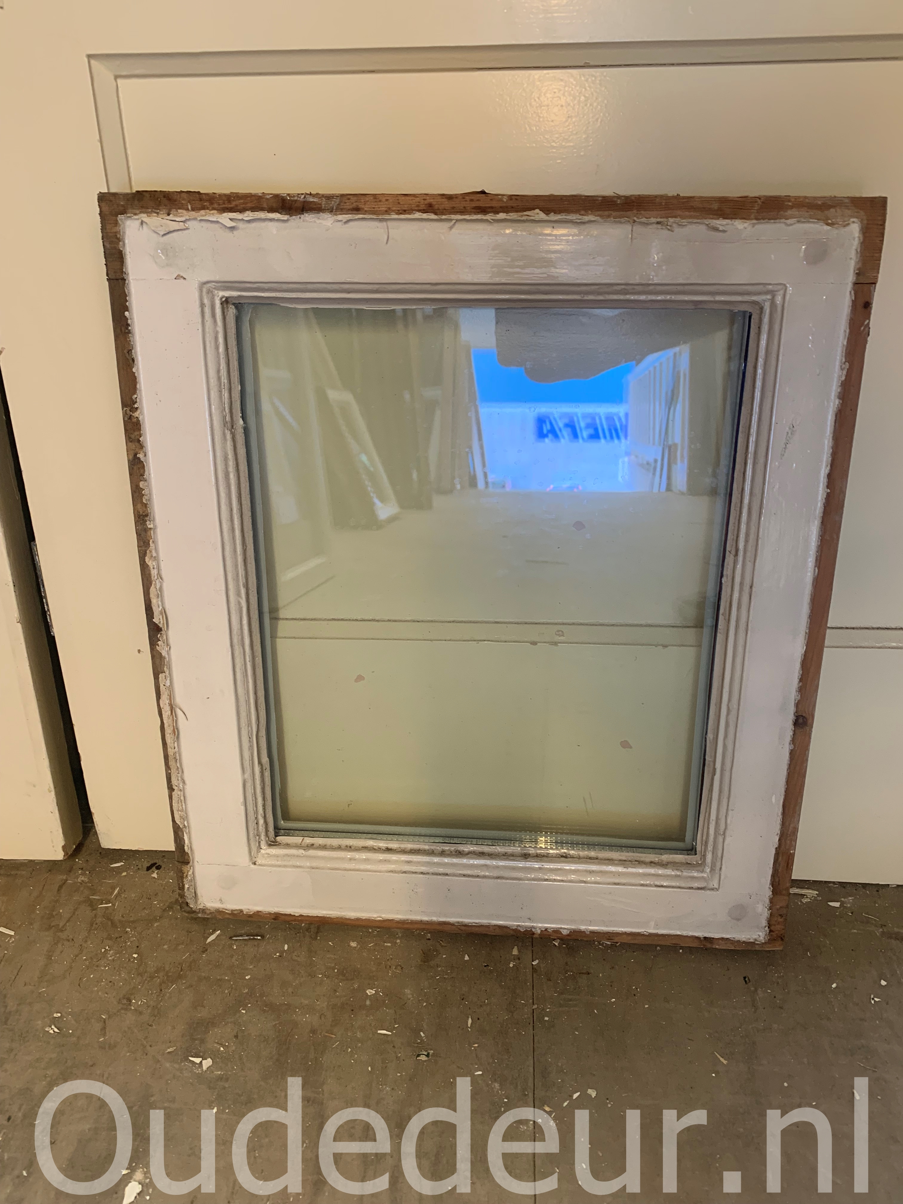 nr. r739 raampje met dubbel glas
