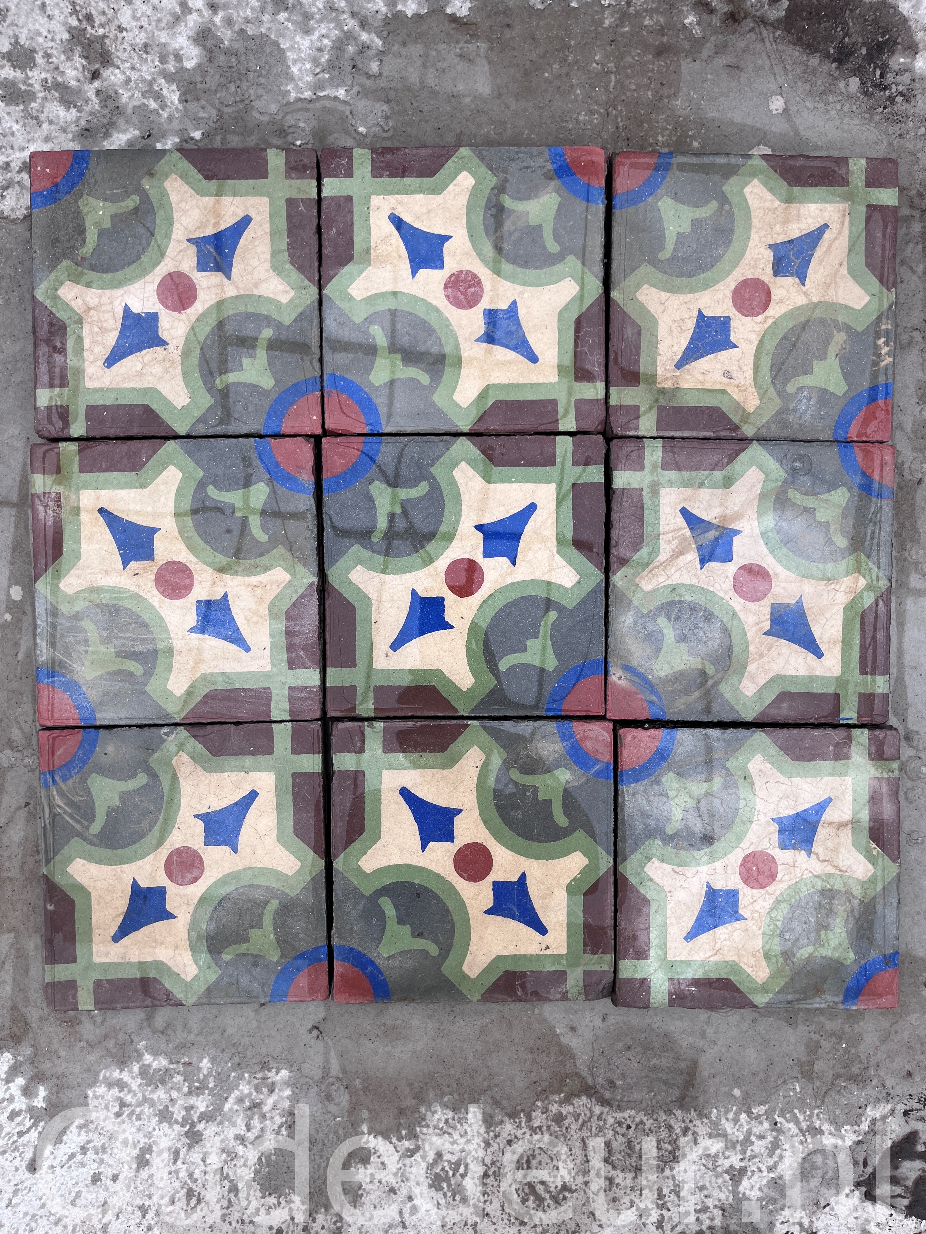 nr. 138 oude vloertegels 8 m2