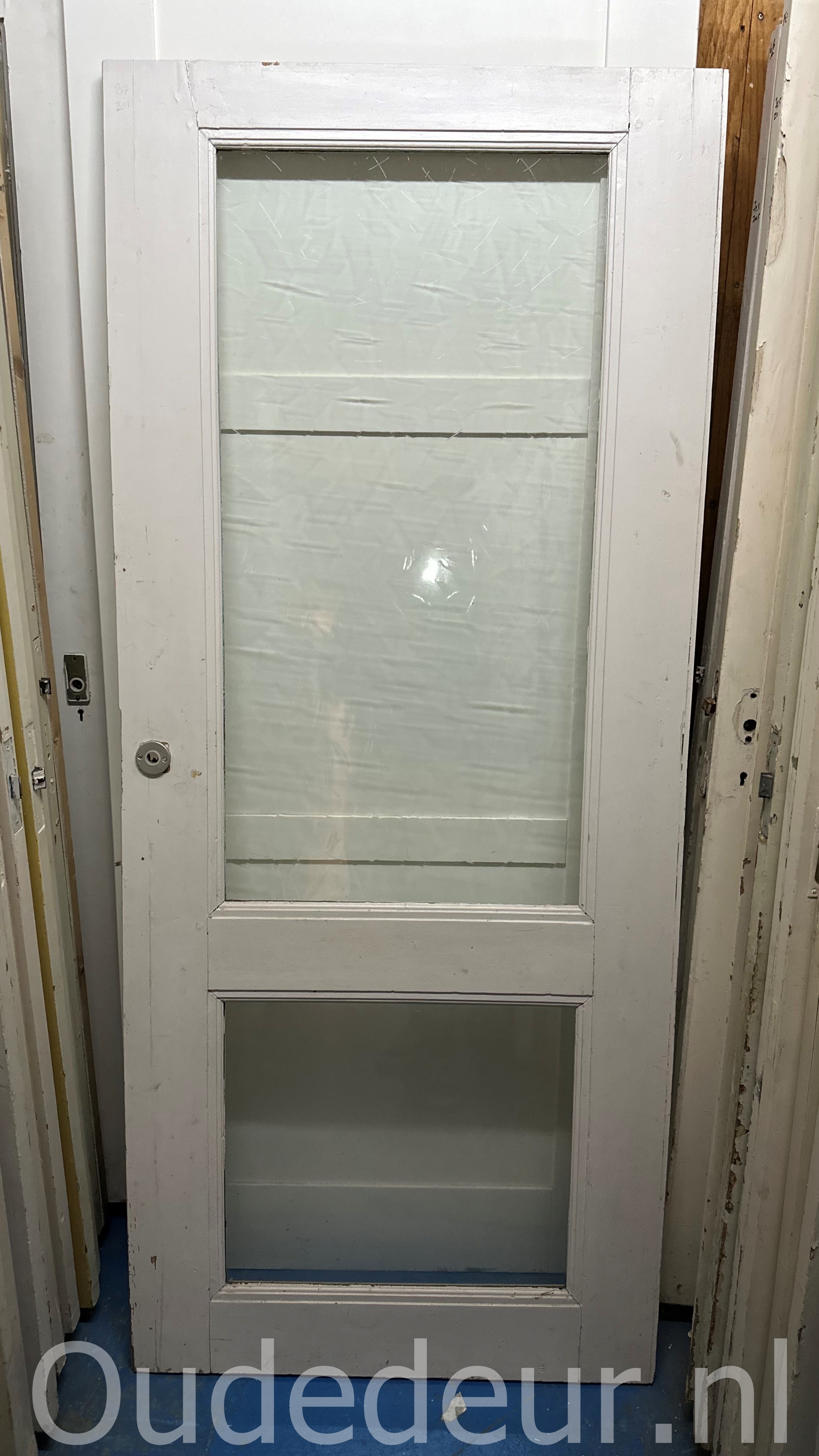 nr. 2771 deur met twee glas vakken