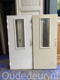 nr. v493 voordeur met smal glas