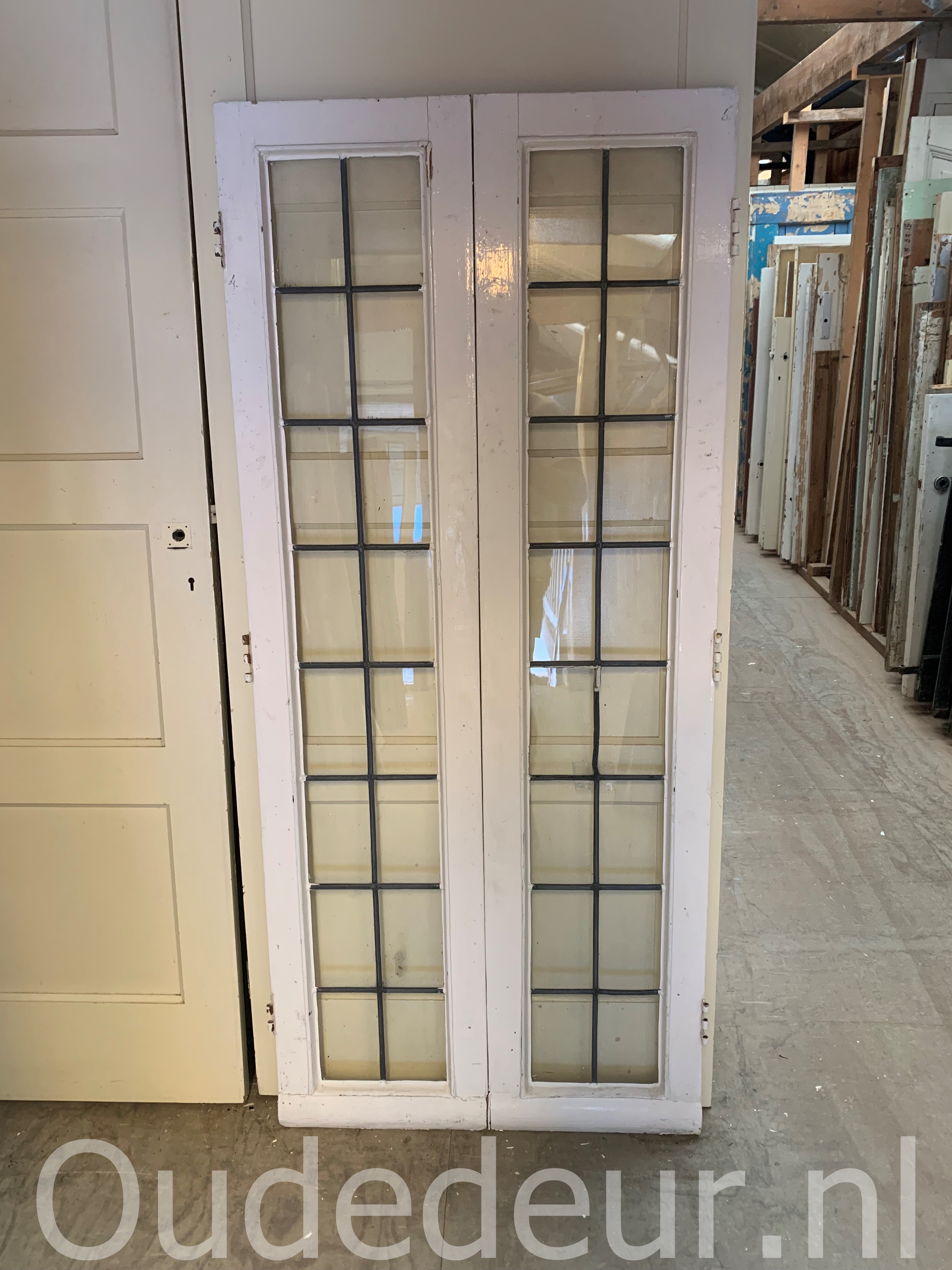 nr. r716 hoge smalle glas in lood ramen