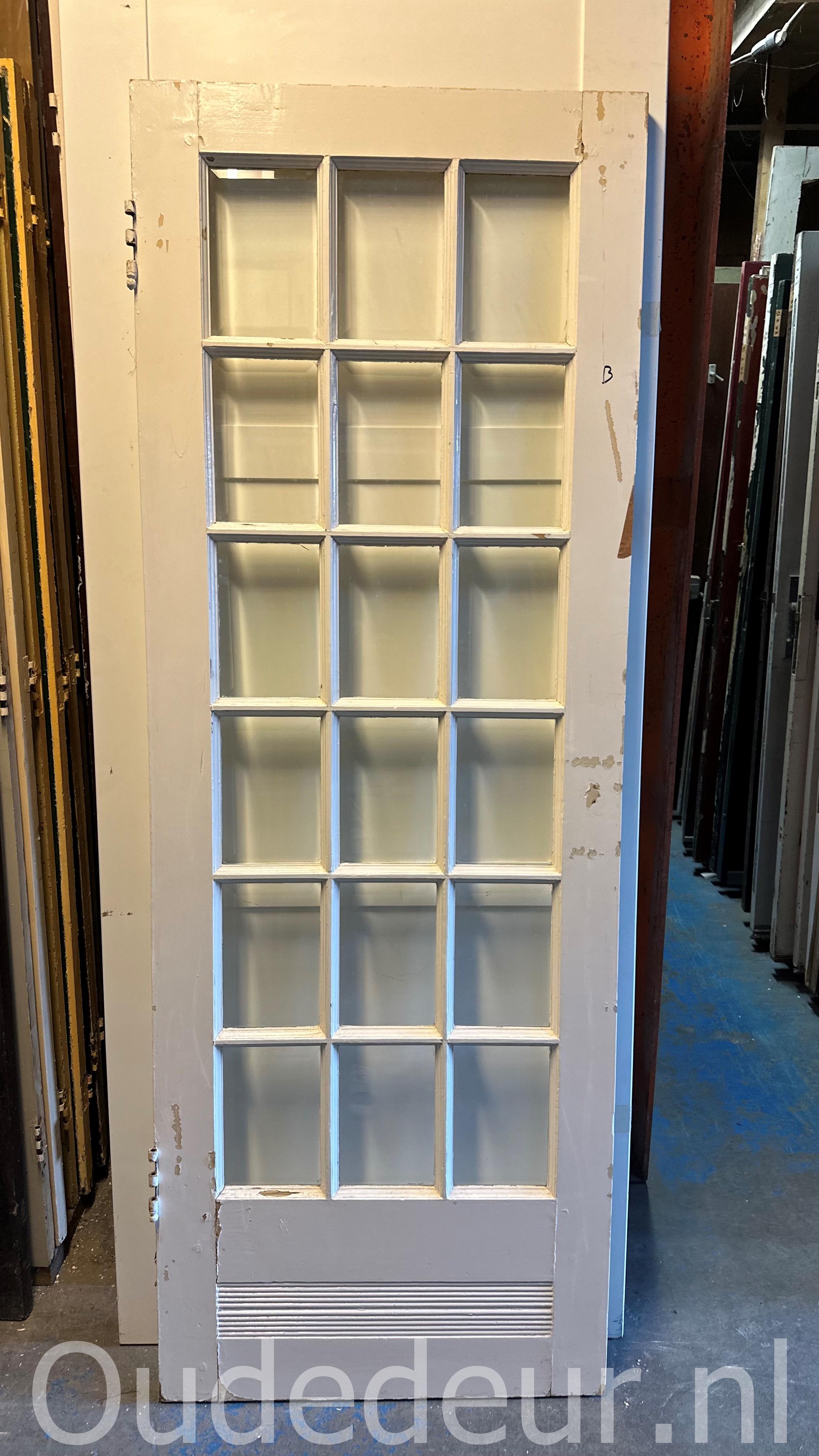 nr. 2659 oude deur met facet glas