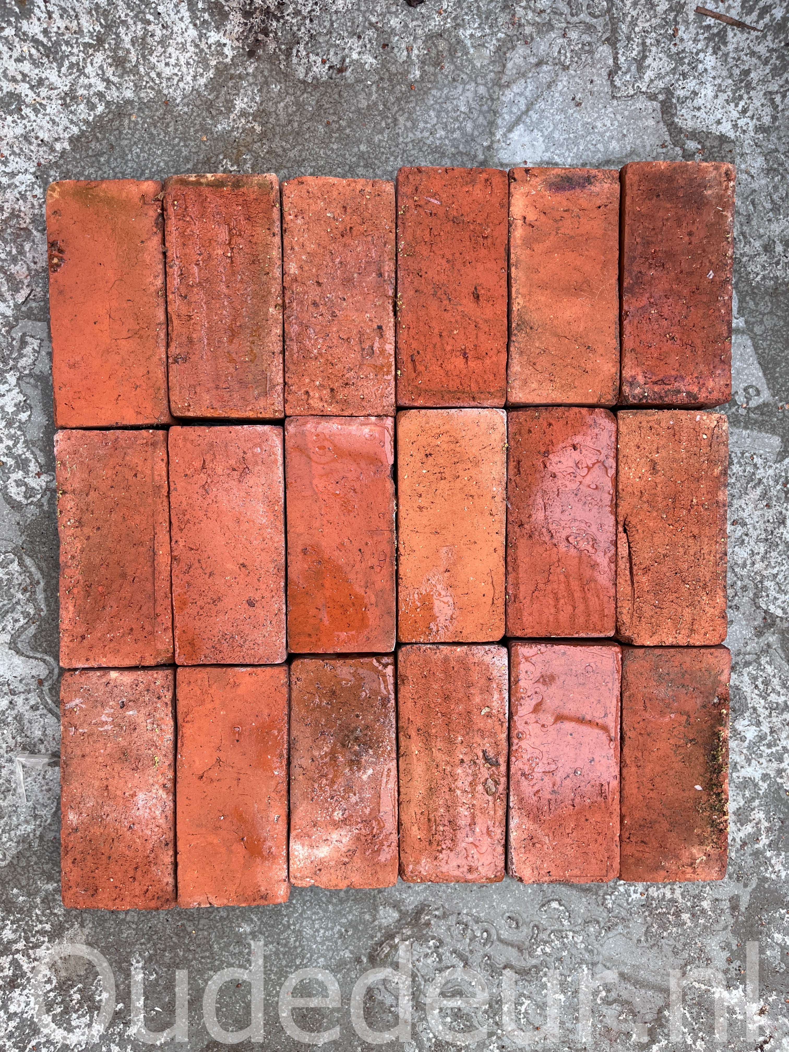 nr. 117 erg kleine metselsteentjes