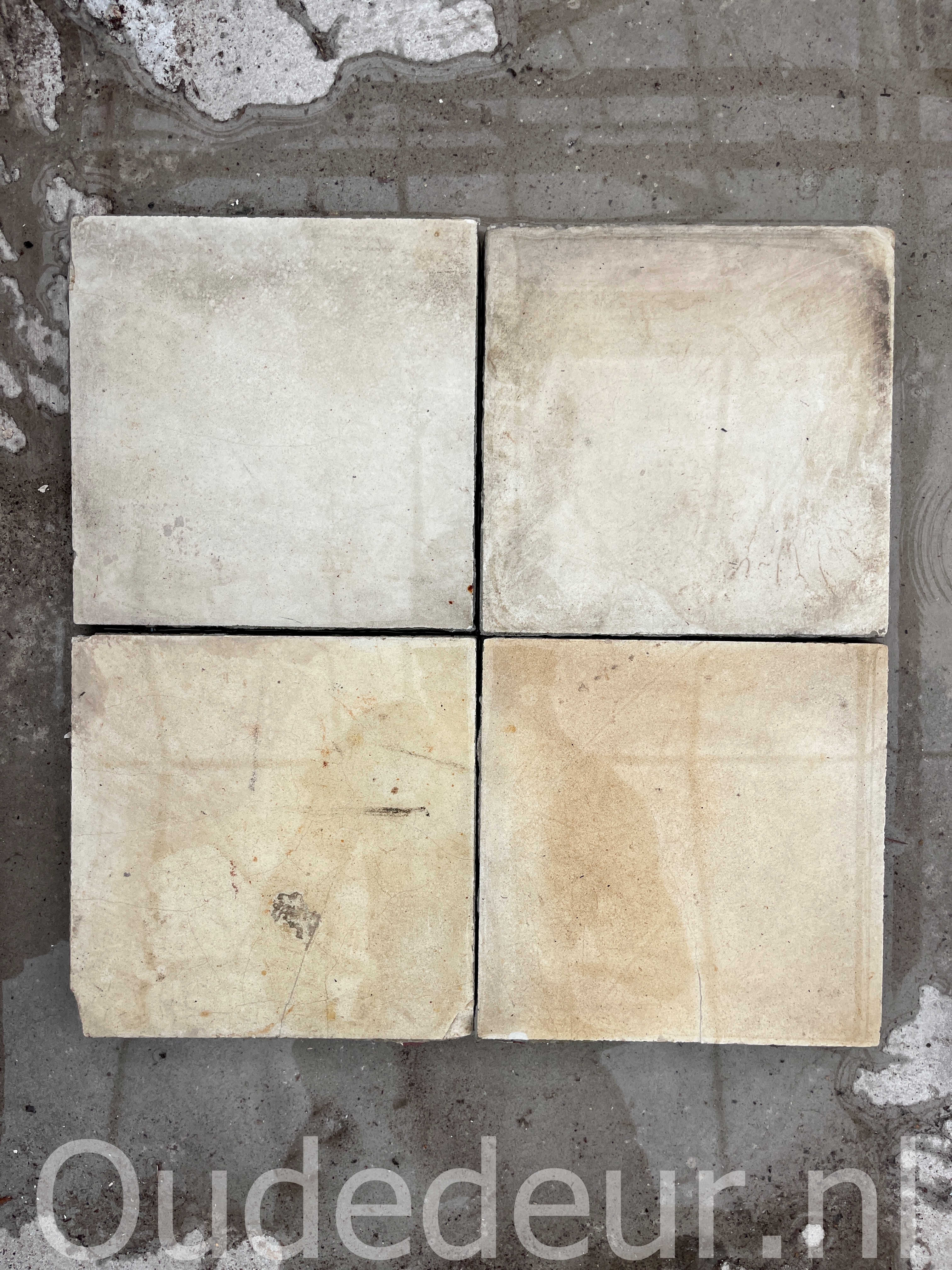 nr. 141 witte cement vloertegels 1,5 m2