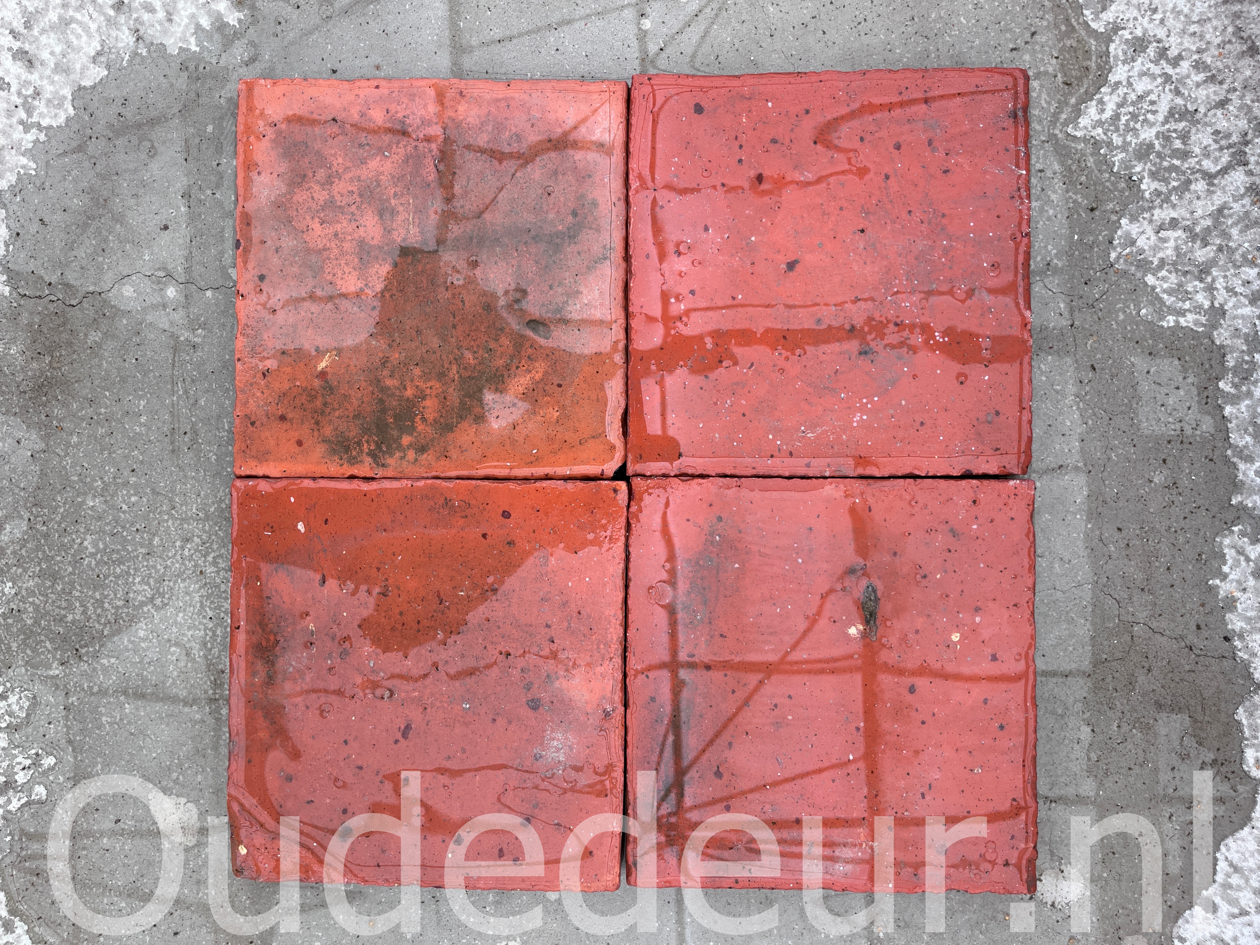 nr. 122 oude rode voertegels 3m2
