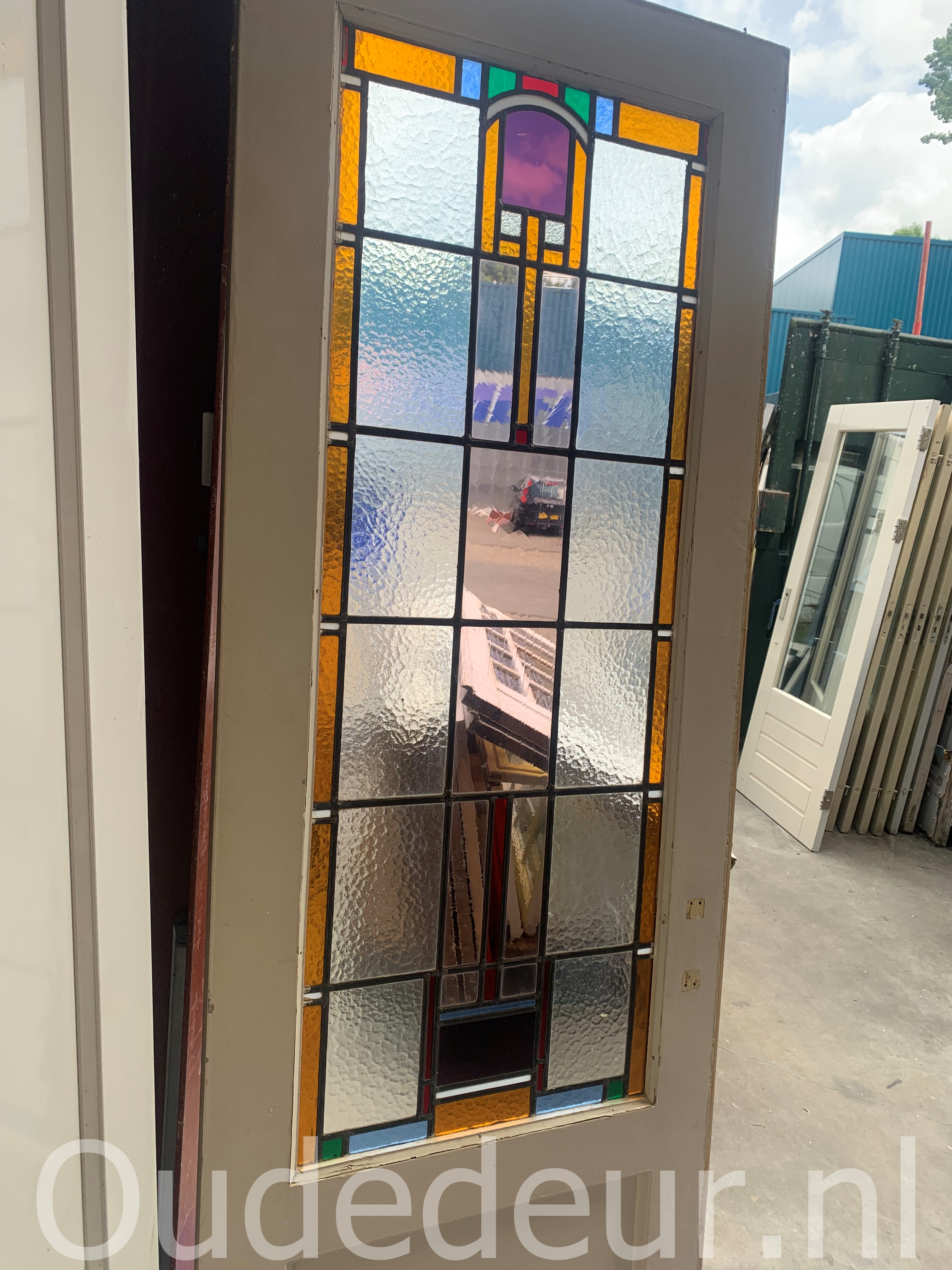 nr. GL634 glas in lood deur