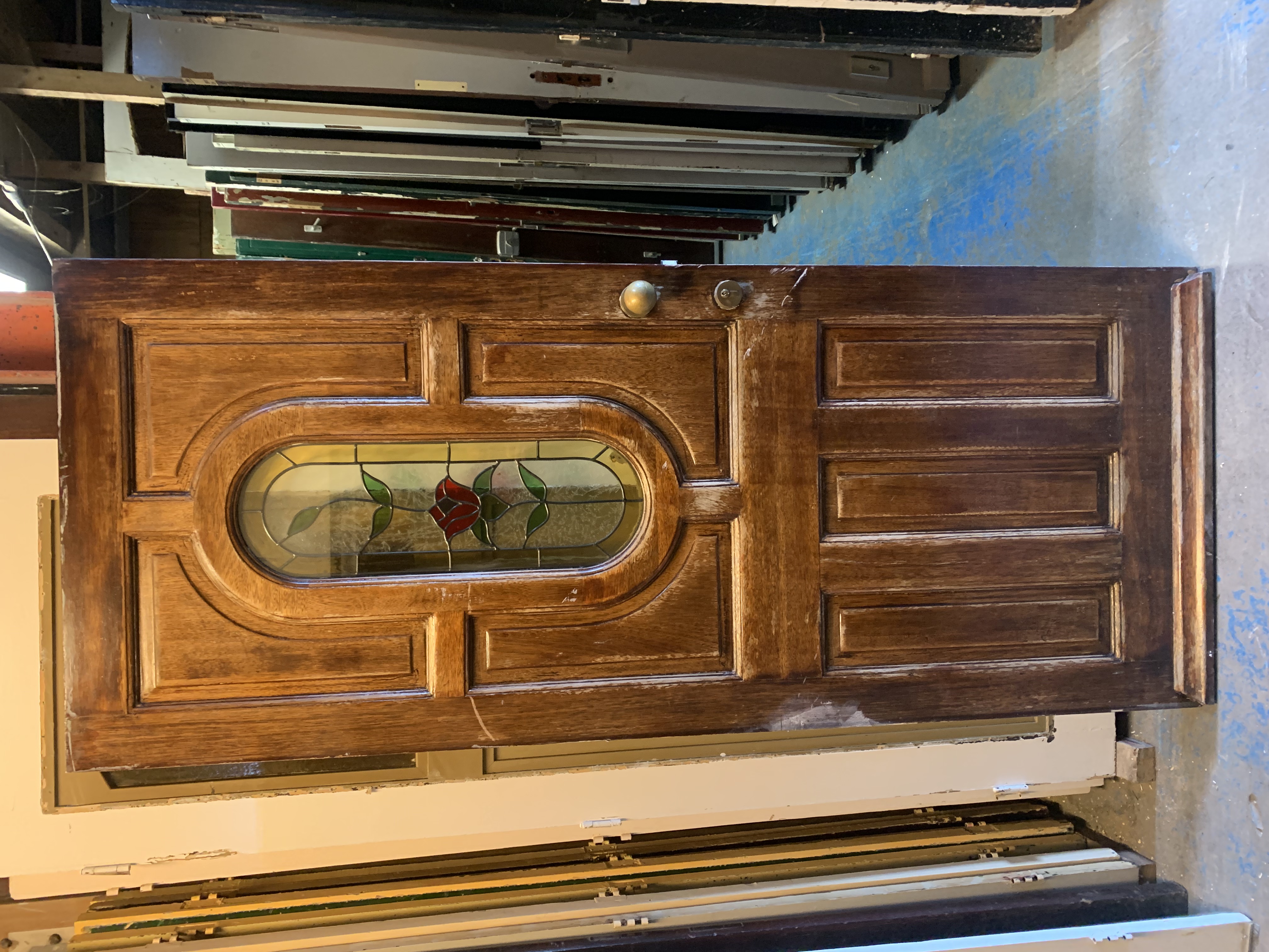 nr. v450 voordeur met glas in lood roos