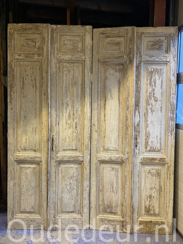 nr. set720  8 sets oude deuren whitewash