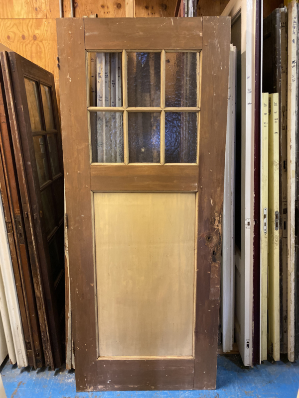nr. 1265 oude deur met ruitjes