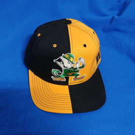 VINTAGE 90S STARTER TWO TONE ( NIEUW ) NOTRE DAME FIGHTING IRISH ( ZELDZAAM )