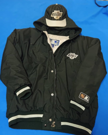 VINTAGE 90S STARTER PUFFER JAS+PINSTRIPE PET ( LICHT GEBRUIKT ) LOS ANGELES KINGS ( ZELDZAAM )