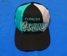 VINTAGE 90S STARTER TRI POWER GRAFFITI PET ( LICHT GEBRUIKT ) FLORIDA MARLINS