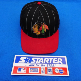 VINTAGE 90S STARTER PINSTRIPE PET ( LICHT GEBRUIKT ) CHICAGO BLACKHAWKS  ( ZELDZAAM )