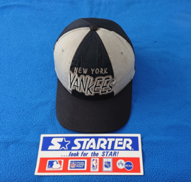 VINTAGE 90S STARTER TRI POWER GRAFFITI PET ( GEBRUIKT :-( NEW YORK YANKEES ( ZELDZAAM )