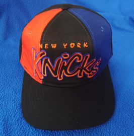 VINTAGE 90S STARTER TRI POWER GRAFFITI PET ( NIEUW ) NEW YORK KNICKS