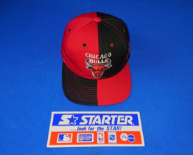 VINTAGE 90S STARTER TWO TONE PET ( LICHT GEBRUIKT ) CHICAGO BULLS ( ZELDZAAM )