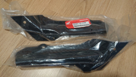 VOET KAP SET ZWART OEM HONDA+ORI PLASTIEK ( D11 )