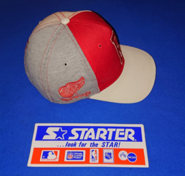 VINTAGE 90S STARTER LETTERMAN PET ( LICHT GEBRUIKT ) DETROIT RED WINGS ( ZELDZAAM )