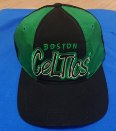 VINTAGE 90S STARTER TRI POWER GRAFFITI PET ( LICHT GEBRUIKT ) BOSTON CELTICS