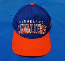 VINTAGE 90S STARTER ARCH PET ( LICHT GEBRUIKT ) CLEVELAND CAVALIERS