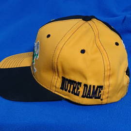 VINTAGE 90S STARTER TWO TONE ( NIEUW ) NOTRE DAME FIGHTING IRISH ( ZELDZAAM )