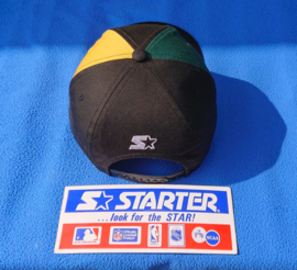 VINTAGE 90S STARTER TRI POWER GRAFFITI PET ( LICHT GEBRUIKT ) OAKLAND ATHLETICS  ( ZELDZAAM )