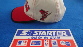 VINTAGE 90S STARTER ACADEMY ARCH PET ( LICHT GEBRUIKT ) RUNNIN REBELS ( ZEER ZELDZAAM )