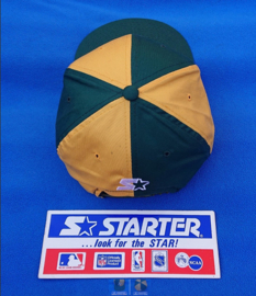 VINTAGE 90S STARTER PINWHEEL PET ( LICHT GEBRUIKT ) OAKLAND ATHLETICS ( ZEER ZELDZAAM )