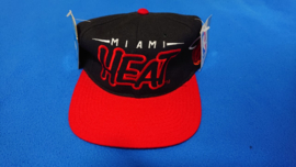 VINTAGE 90S STARTER GRAFFITI PET ( NIEUW ) + TAGS MIAMI HEAT ( ZELDZAAM )