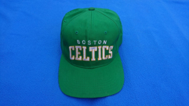 VINTAGE 90S STARTER ARCH PET ( LICHT GEBRUIKT ) BOSTON CELTICS