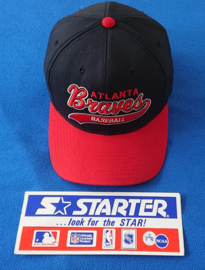 VINTAGE 90S STARTER SCRIPT PET ( LICHT GEBRUIKT ) ATLANTA BRAVES ( ZELDZAAM )