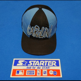 VINTAGE 90S STARTER TRI POWER GRAFFITI PET ( LICHT GEBRUIKT ) CAROLINA TAR HEELS ( ZELDZAAM )