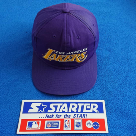 VINTAGE 90S STARTER MOTION PET ( LICHT GEBRUIKT ) LOS ANGELES LAKERS ( ZEER ZELDZAAM )