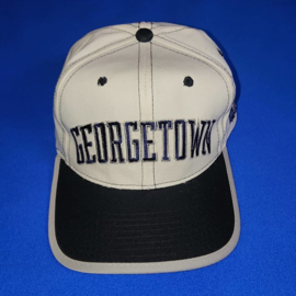 VINTAGE 90S STARTER ACADEMY ARCH PET ( NIEUW ZOND TAG ) GEORGETOWN HOYAS ( ZEER ZELDZAAM )