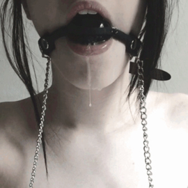 BREATHABLE BALL GAG & NIPPLE CHAINS