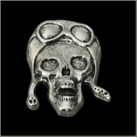 P153 - Pin - Aviator Skull - large