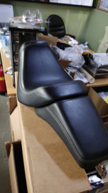 Original Harley-Davidson Seat  06-17 Dyna