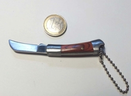 Metal Keychain - KNIFE with Scythe-Look Blade