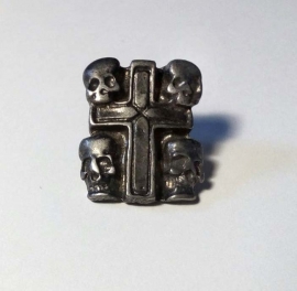 Pin - Cross with Four Skulls