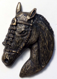 P240 - Pin - Horses Head