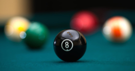 P234 - small Pin - Eightball - 8