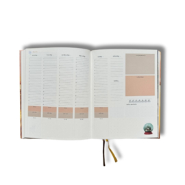 Esther Bennink - Celebrate the seasons planner