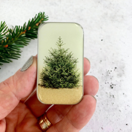 Firefly Notes - Knitting Notions Pine Kleine Tin