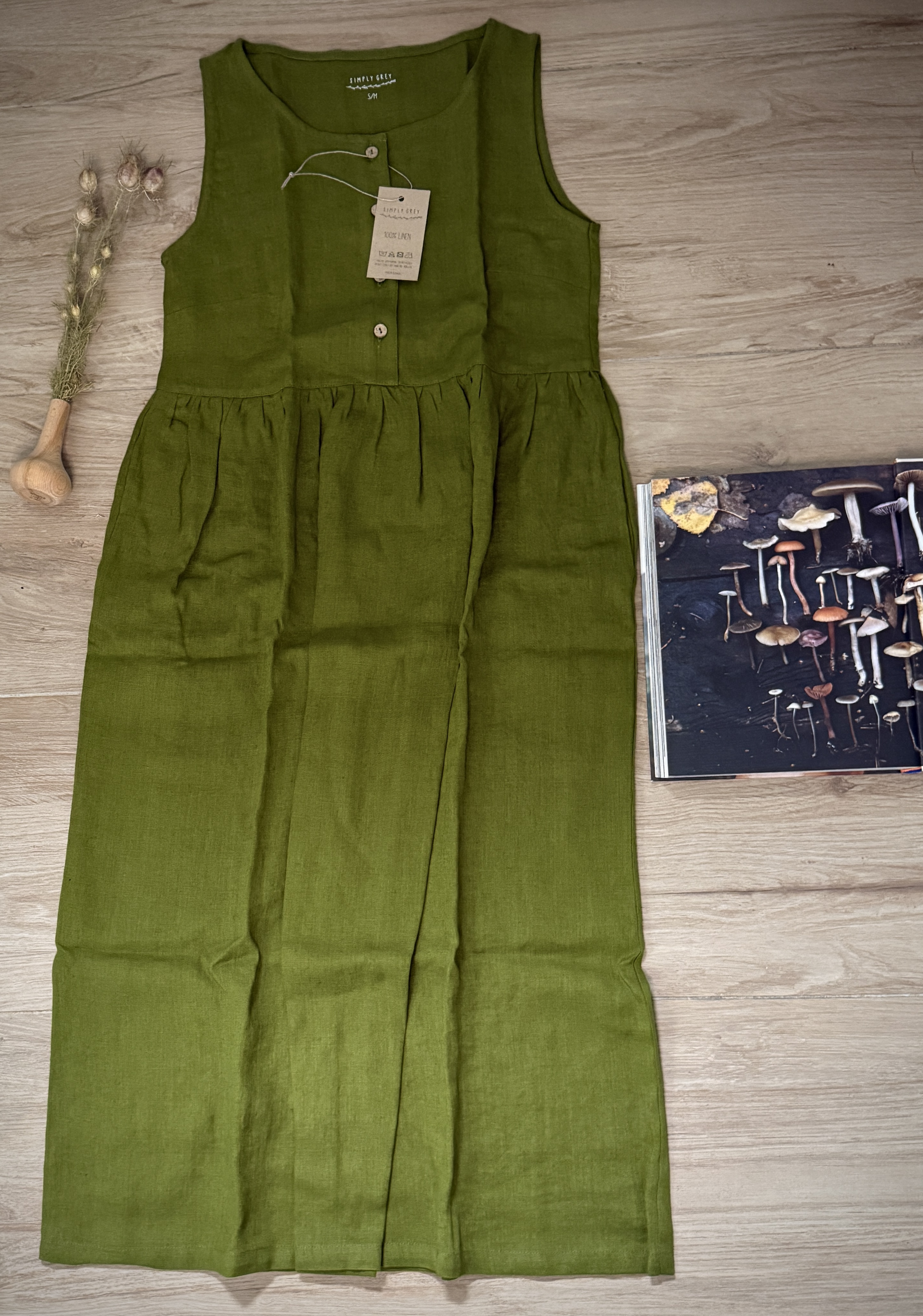 Simply Grey dames linnen  Hinterland dress zonder mouw en extra lengte, Moss green