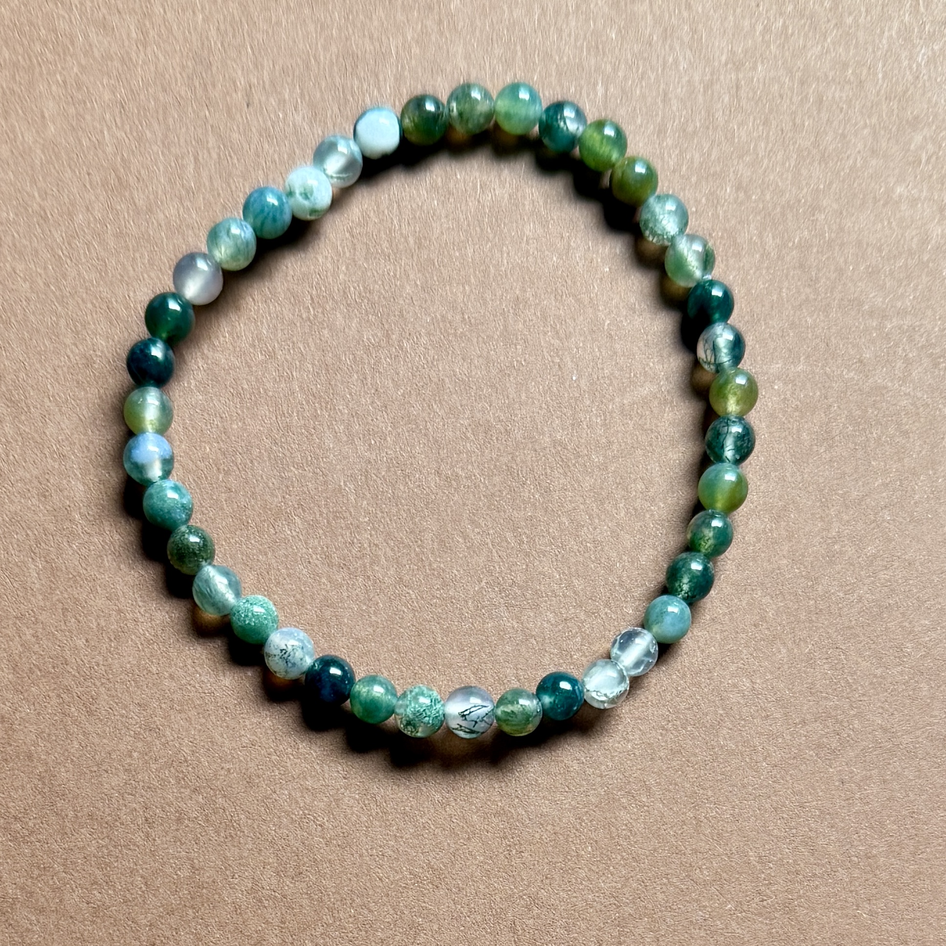Armbandje Mosagaat 4mm