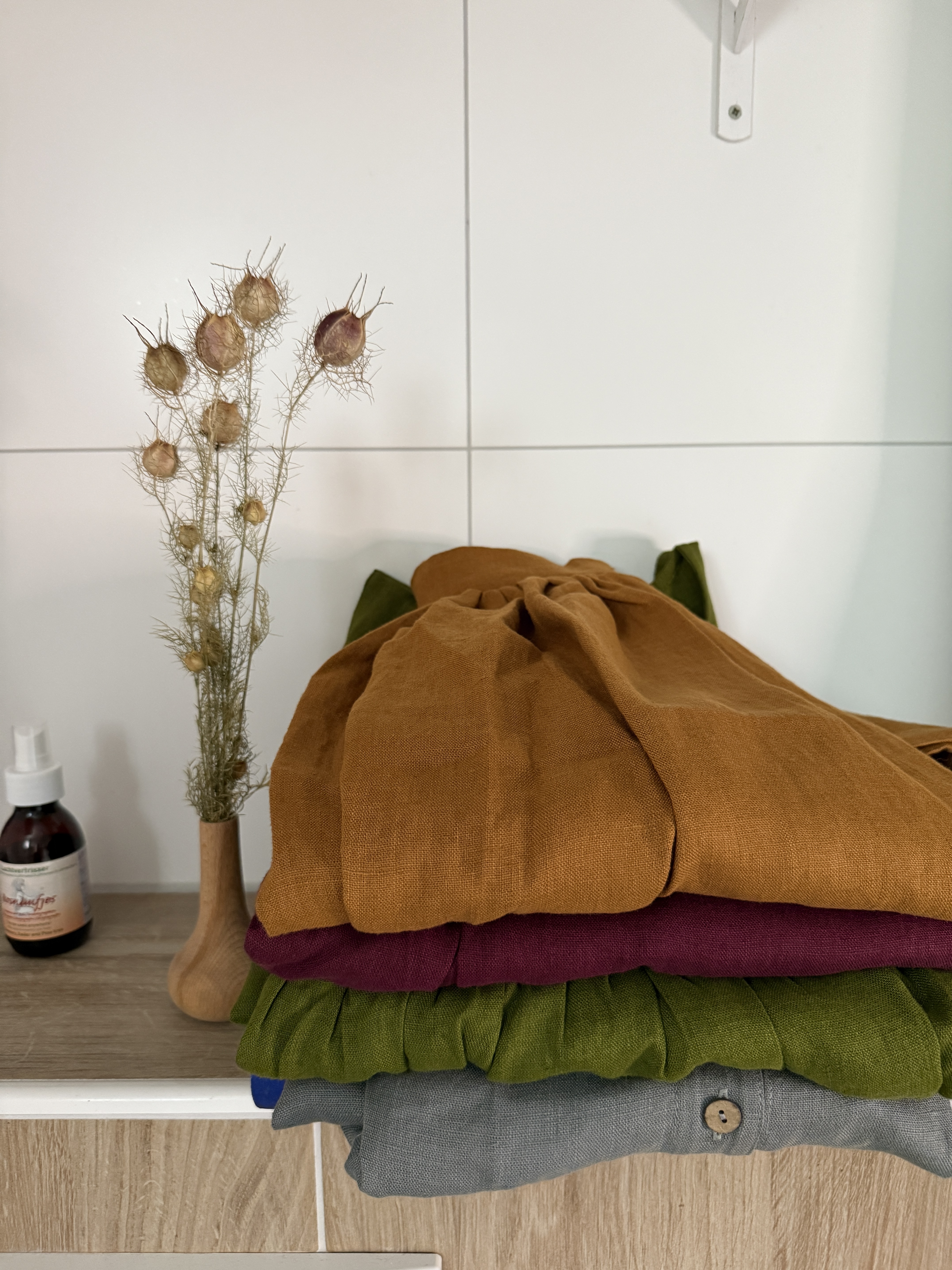 Simply Grey Linen skirt Honey Ochre